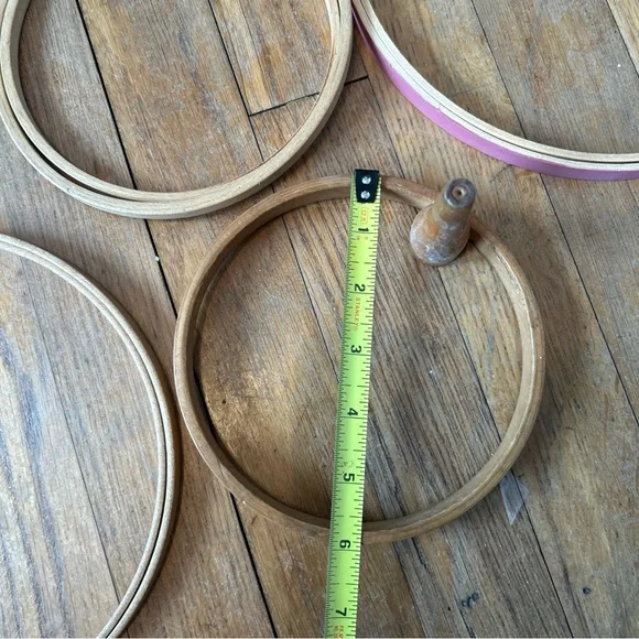 Wooden Embroidery Hoop Set - Picture 4 of 8